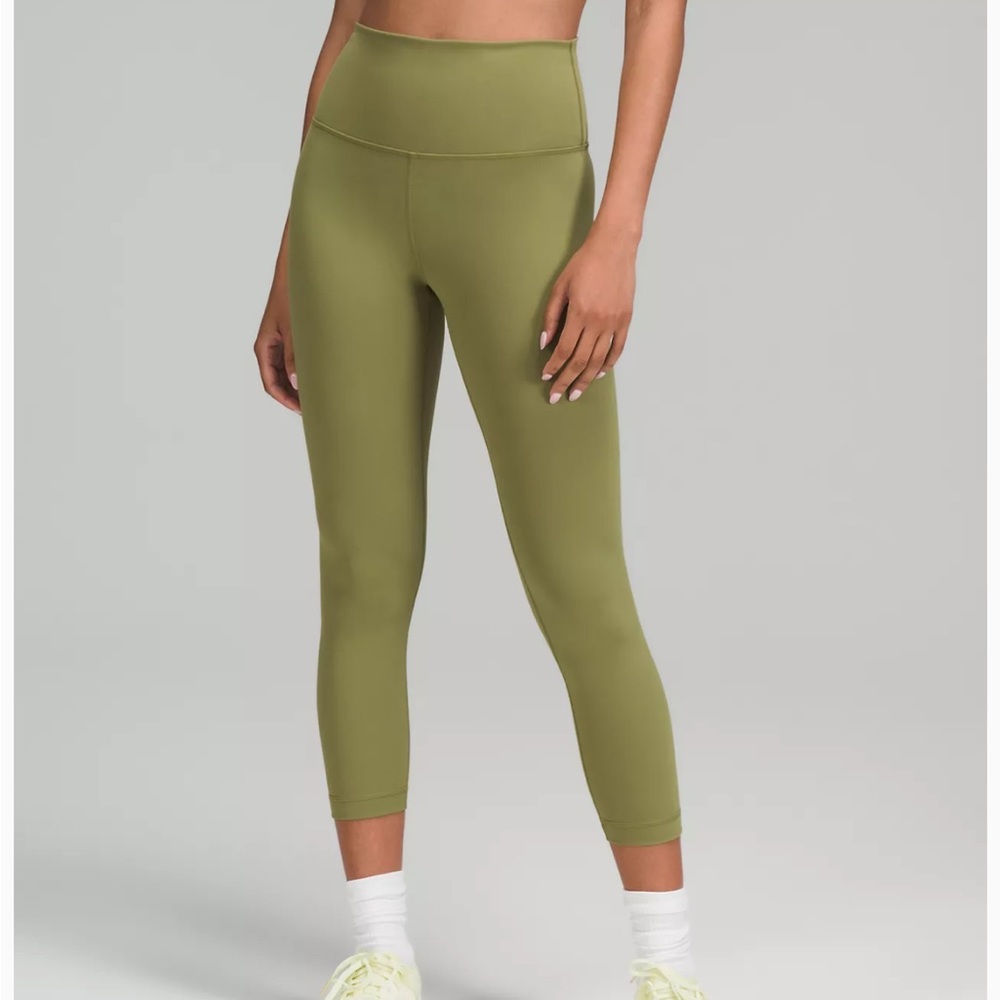Wunder Train High-Rise Crop 23" Lululemon Leggings